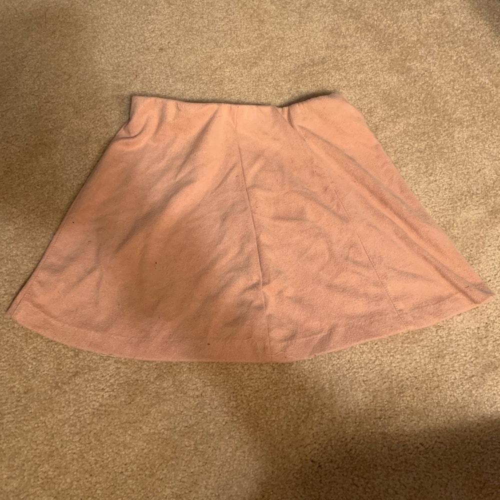 pink skirt